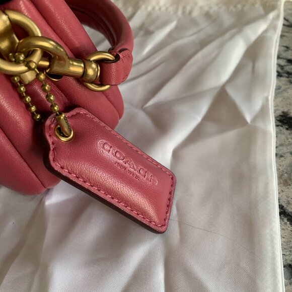 COACH Pillow Tabby 18 - Picture 4 of 6